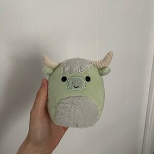 4” Iver longhorn cow squishmallow
